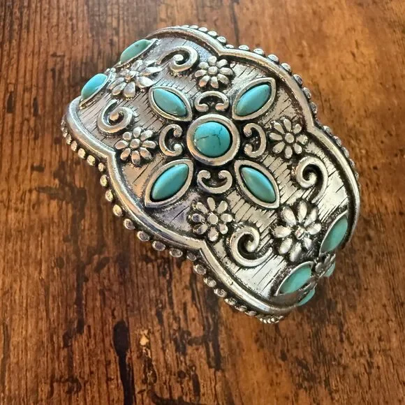 Western Cowgirl Turquoise Gemstone Floral Wide Cuff Bracelet in Mixed Metals - Picture 2 of 11
